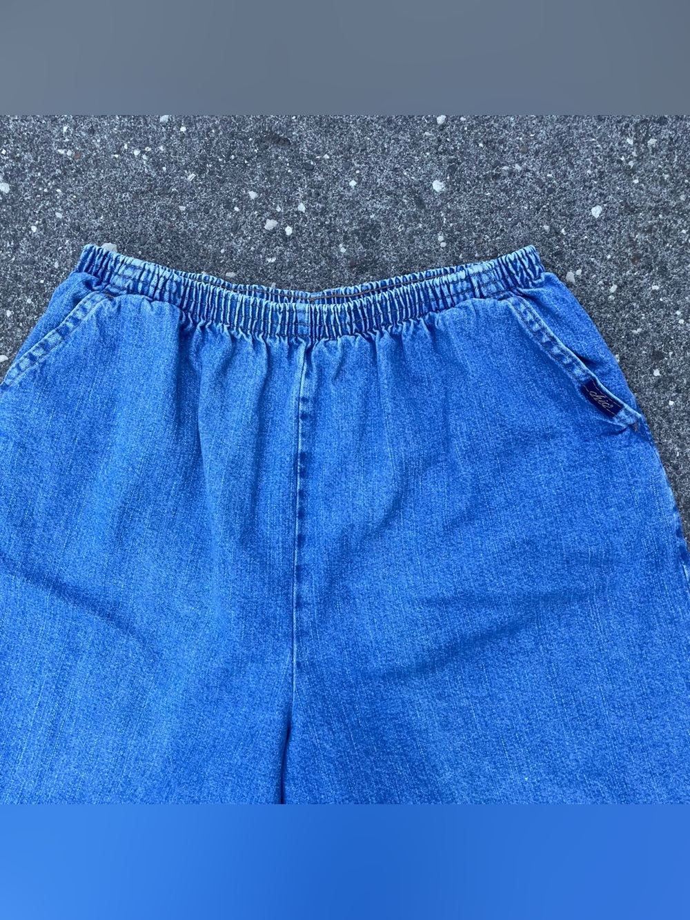 Vintage 90s Chic relaxed denim shorts size 28 - Picture 5 of 7